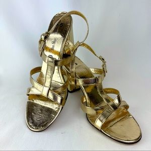 Vintage SEARS The Shoe Place Gold Vintage Chunky Heal Rare Sandals SZ 5.5